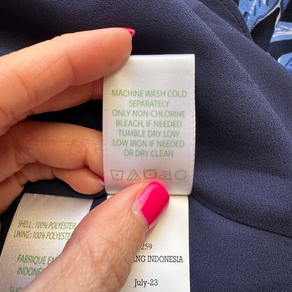 Lilly Pulitzer Gabriel Floral Tiered Mini Dress in Low Tide Navy Size 00 - Picture 9 of 9